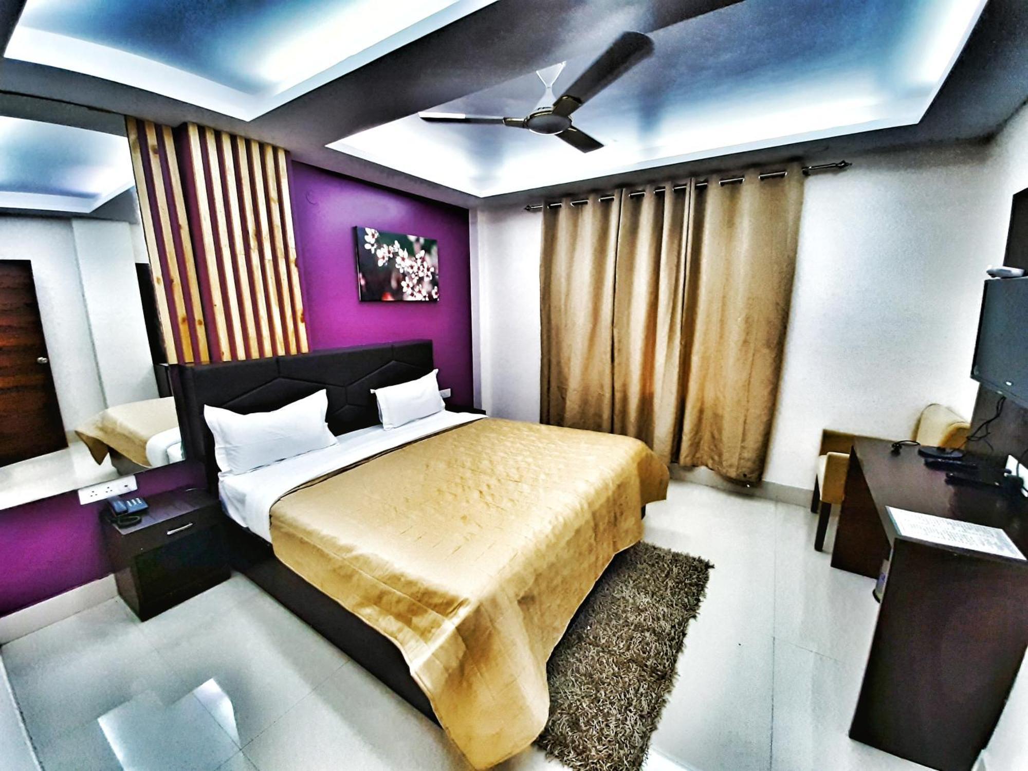 Hotel Delhi Aerocity, Nh 48 นิวเดลี ภายนอก รูปภาพ
