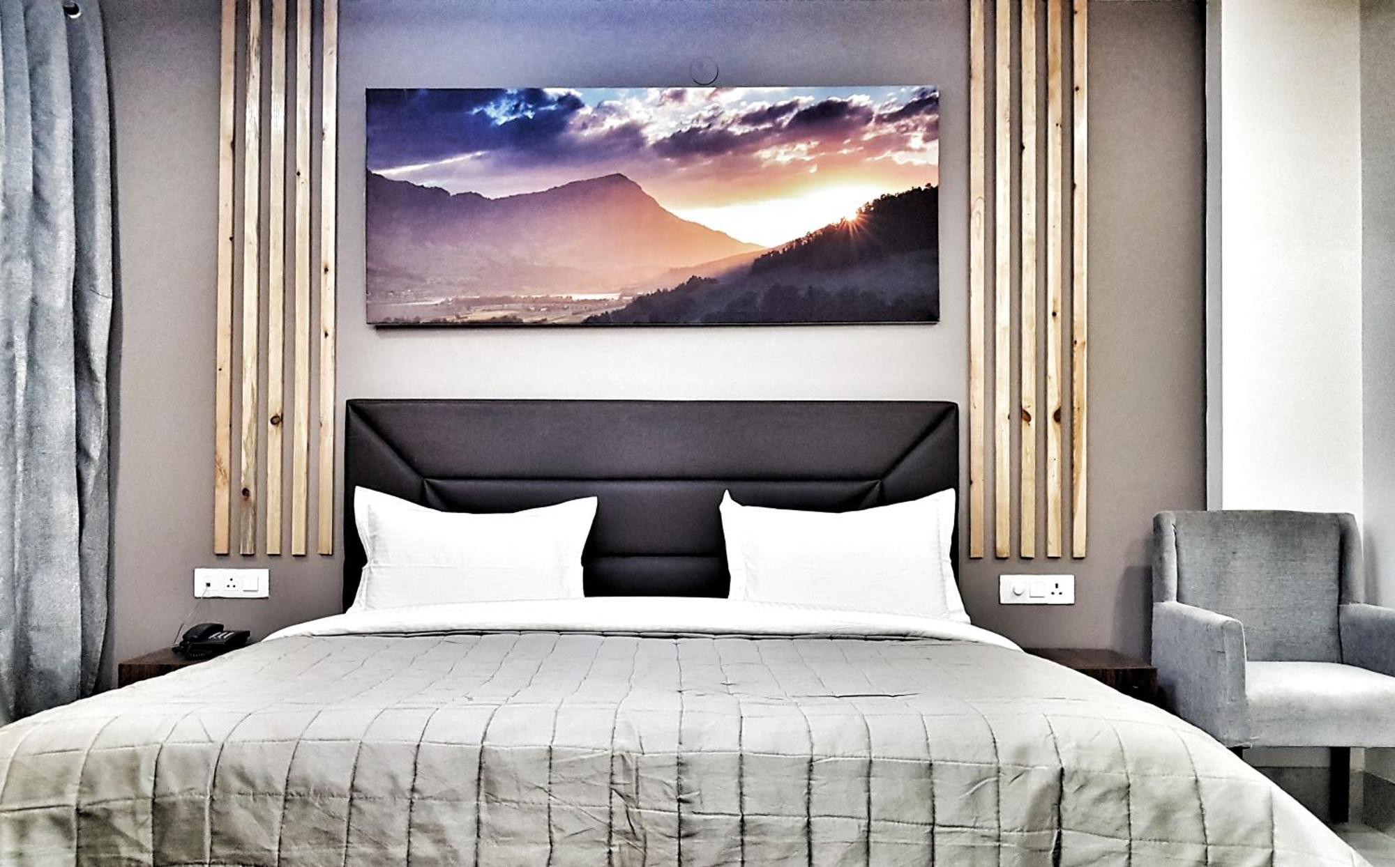 Hotel Delhi Aerocity, Nh 48 นิวเดลี ภายนอก รูปภาพ