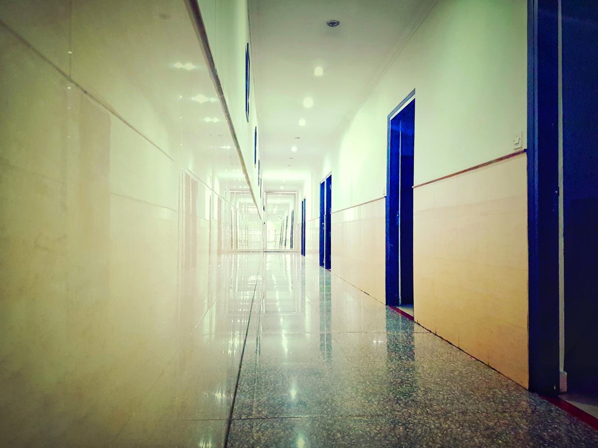 Hotel Delhi Aerocity, Nh 48 นิวเดลี ภายนอก รูปภาพ