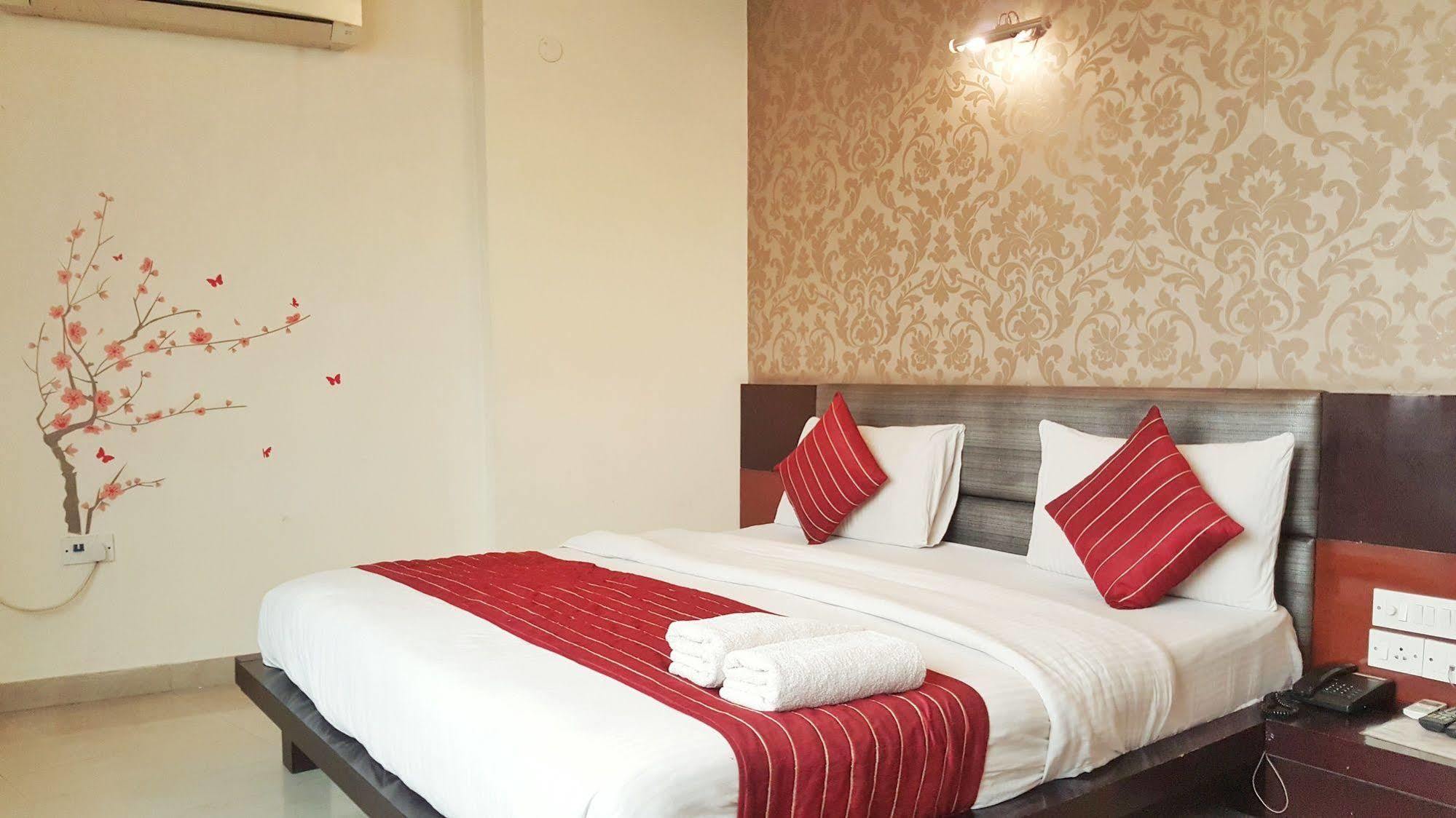 Hotel Delhi Aerocity, Nh 48 นิวเดลี ภายนอก รูปภาพ